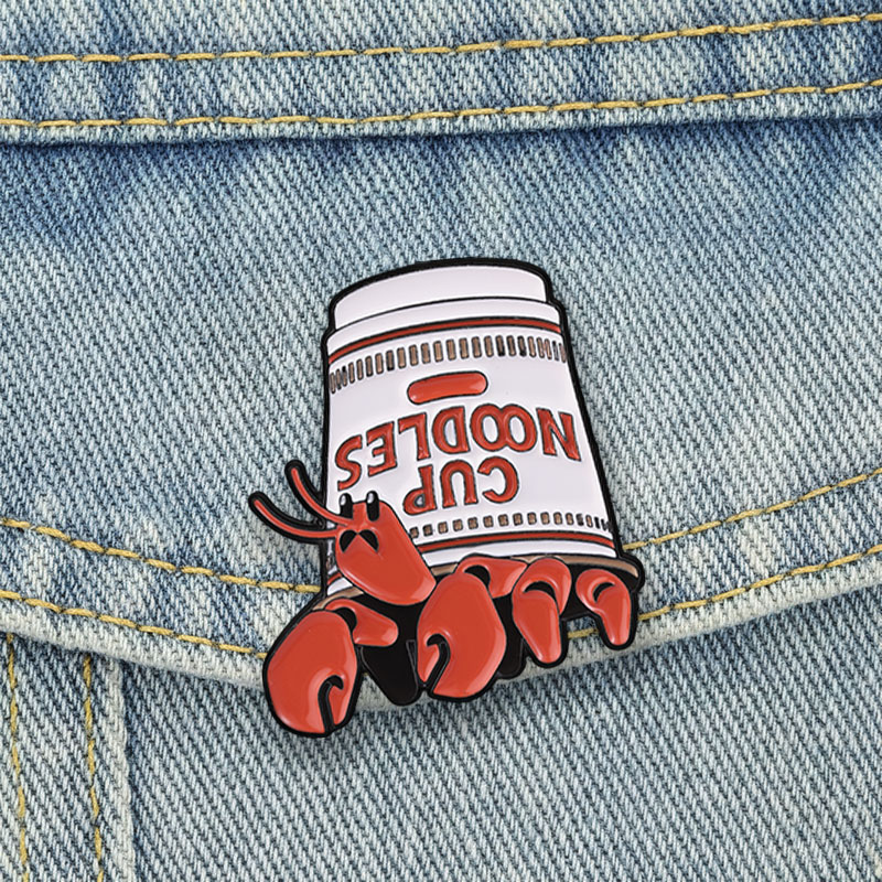 Lobster Cup Noodles Enamel Pin - Zinc Food Snacks ulasan dan harga